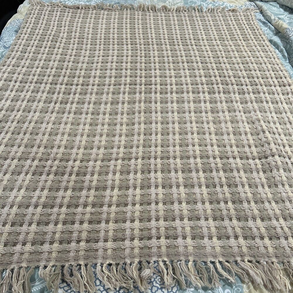 Smith & Johnson Dry Goods 100% Cotton Farmhouse Style Throw